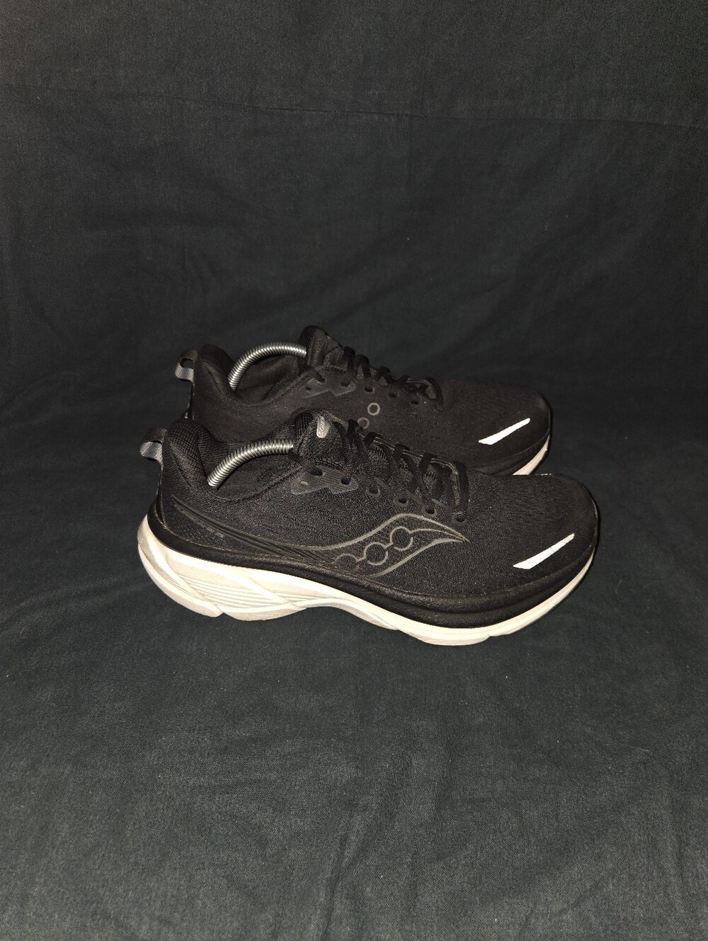 Saucony Hurricane 25 Running Shoes Mens Sz 10.5 Athletic Sneakers Trainers Black